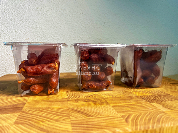 Колбаски МИНИ со вкусом аджики с/к (100 гр) в Железнодорожном