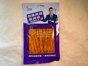 Картофель «Бруто» со вкусом сметаны и зелени 130 гр.: Мучные полоски ФИОЛЕТОВЫЕ со вкусом острых куриных крылышек 76 гр