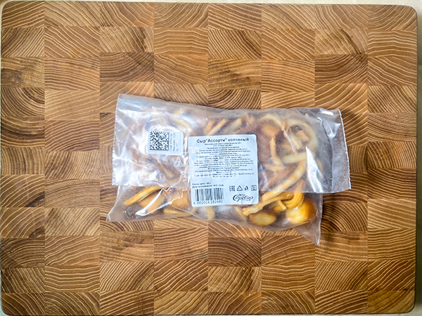 Сыр 150 гр ГОРНЫЙ СЫРОВАР (Ассорти копчёный) в Железнодорожном