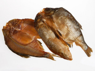 Лещ цимлянский вяленый: Карась холодного копчения